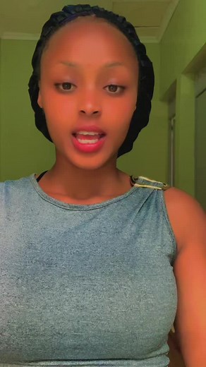 Facial Expressions Queen: GRWM Tutorial