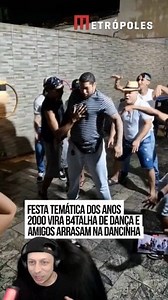 Anos 2000 total! Essa festa recriou tudo: dos passos de Ela Dança, Eu Danço aos trejeitos de As Branquelas 💿🔥 Quem viveu essa época sabe o quanto marcou — e agora tá voltando com força! Uma coisa é certa: depois disso, vai ter um monte de festa igual 😎 #BreakDance #Anos2000 #ElaDançaEuDanço | Bboy Gordek