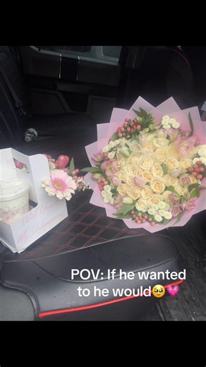 Starbies & Ramo Valentines Proposal IG:@bouquetsby.yuridia #parati #SmallBusiness #willyoubemyvalentine #tulips #fyp