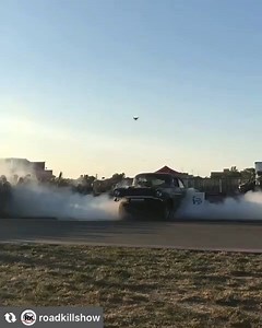 ‘57 Chevy Gasser shutting the burnout competition down at Roadkill Nights #Repost from @roadkillshow #RoadkillNights #BurnoutCompetition #BecauseRoadkill #gasser #gassers #oldschool #dragracing #chevy | Gasser Nation