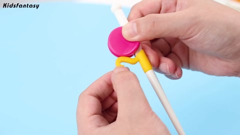 Kids Chopsticks, 2 Pairs Training Chopsticks for Toddlers Beginners Children Learning Practice, Hand Eye Coordination Development, Non-Slip Grip, Fun Everyday Dining Tool for Kids