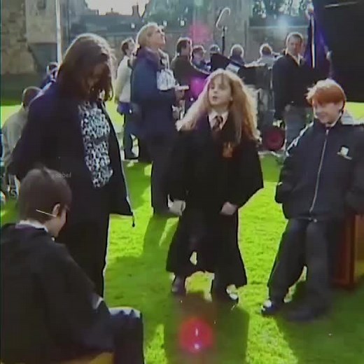 Adorable Emma Watson Live Wallpaper ft. Hermione Granger
