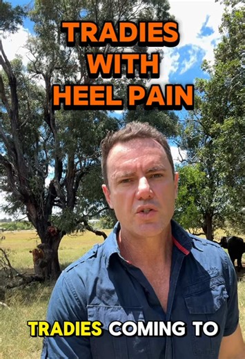 Heel pain first thing in the morning? Here are the two most common causes we see in clinic 👇 As a podiatrist, the majority of heel pain cases come down to: 1️⃣ Tight calf muscles When your calves are tight, they increase tension through the Achilles tendon and into the plantar fascia. That constant pull stresses the heel attachment — which is why it’s often worse when you first get out of bed or after sitting. 2️⃣ Not enough foot support Flat, unsupportive shoes (or worn-out work boots and runn