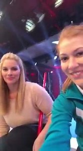 Curvy Supercurling mit Angelina Kirsch Curvy Model und Curling-Profi Stella Heiß! 💃💪👍 Mehr davon seht ihr heute Abend um 20:15 Uhr bei RTL 2. Noch mehr Videos: bit.ly/RTL2_Promicurling | Curvy Supermodel