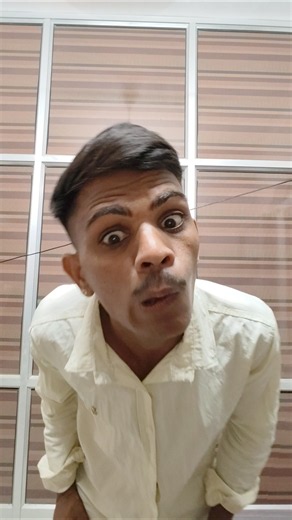 दादी 10रुपए दे दो #funny #comedy #funnyvideo #anireet #realfools #viral #shorts #youtubeshorts