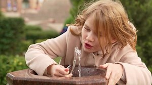 Little Girl Drinks Water Drinking Fountain Stock Footage Video (100% Royalty-free) 1097689291 | Shutterstock