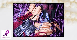 The difference between a basque and a corset - Smart Photography