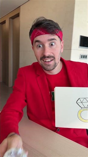 Blue Tade has the Magic Drawing