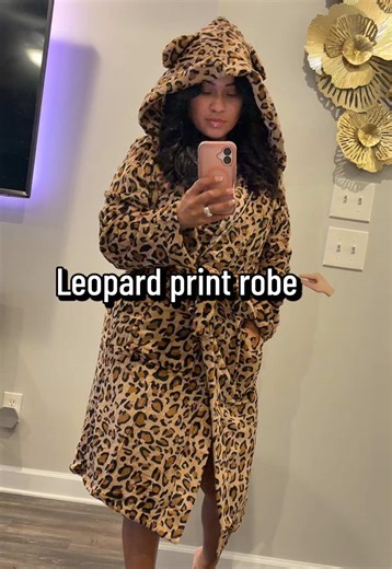 Cozy nights just got cuter 🐆 This leopard print hooded robe is soft, warm, and the little ears make it the perfect comfy-girl loungewear. Perfect for lazy mornings, night routines, and staying cozy at home 🤎✨ #leopardprintrobe #cozyloungewear #pajamastyle #comfyoutfit #cozynights