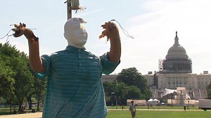 2016: Dummies demonstrate fireworks dangers