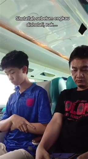 Menjaga Sholat di Perjalanan Jauh dengan Kereta Api