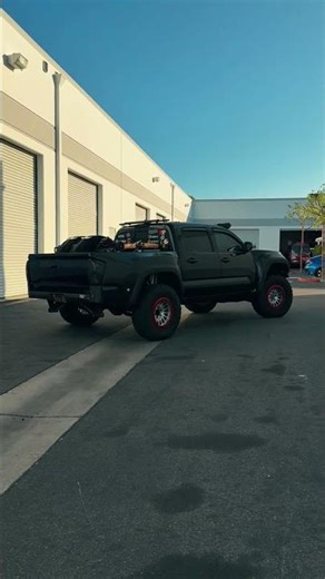 💥Custom Prerunner Toyota Tacoma TRD💥