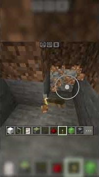 I Built the MOST SECURE Castle Door in Minecraft… 🏰🚪 #minecraft #Crazy #shorts #snow #home