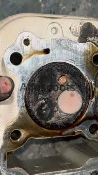 Causes of dirt buildup on the automatic Vespa engine. #vespa #piaggio #vespamatic #automotive