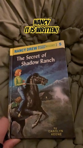 NANCY DREW FOR THE WIN #booktok #tiktoktrend #shorts #booklover #favor