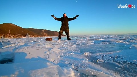 Real-life Iceman discovers his superhuman powers at Lake Baikal