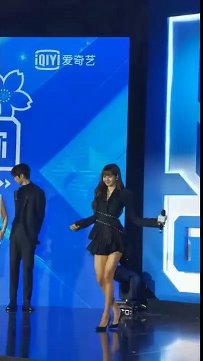 Lisa's Señorita dance on Youth With You S2