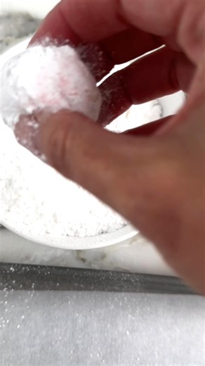 Strawberry Cake Mix Cookies #strawberrycakemixcookies #cakemixcookies #strawberrycookies #cakemixrecipes #EasyDessert #easycookies | Foodlovinfamily