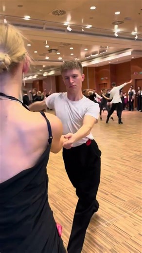 💃Alexandra Shamova - Gliding with Grace to Feeling Good💃 - #latindance #ballroom #dance
