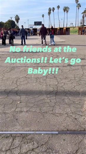 Trying to win a few storage units. #storagewars #vintage #auctions #fyp #reseller