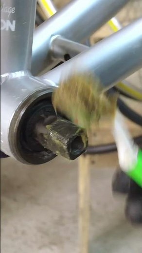 The Right Way to Install a Square Taper Crankset