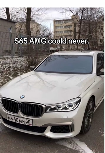 Comparativa: BMW M760Li vs. Mercedes S65 AMG