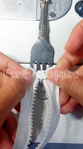 12K views · 25 reactions | Sewing hack #Design #Stitching #creative #hack #fashiondesign #inspiration #fashionstyle #sew #sewing #DIY #tutorial #tailor #dikiş #moda #Trending #trendingreels #reels #blouse #dress #foryou #art #craft #tips | Wardy Anza Putra | Facebook