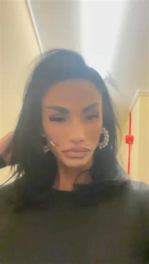 263K views · 1.3K reactions | 殺 An evening with Katie price&kerrykatona opening show 殺 #katieprice #kerrykatona #aneveningwithkatiepriceandkerrykatona #excitingtimes #iloveit #thisisus #thankyouforyoursupport #fblifestyle | Katie Price | Facebook