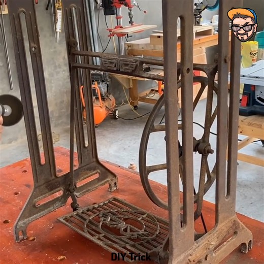 1.2K views · 25 reactions | I Make A Chair From A Sewing Machine Base | The Creative Explainer | Facebook