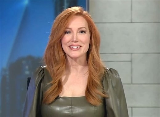 Meet our 4th Remarkable Woman, a therapist who helps clients heal out in nature. https://wgntv.com/news/remarkable-women/therapist-uses-nature-as-a-pathway-for-mental-health/ | Erin McElroy