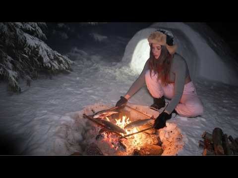 Solo Winter Survival: Girl Builds a Cozy Snow Igloo in the Mountains