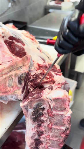 The sound of #cracking #bones | #ASMR #shortvideo #meatmarket #food #meat