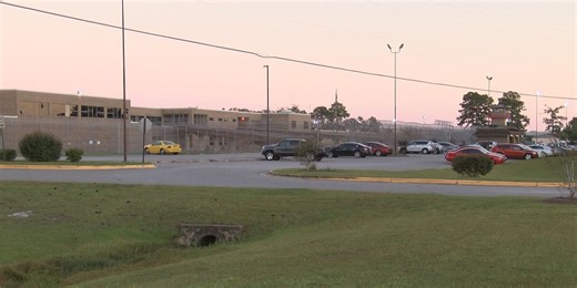 4 housing units without air conditioning at Coastal State Prison