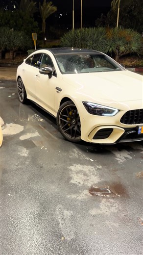 The Allure of Mercedes-Benz: A Luxury Experience