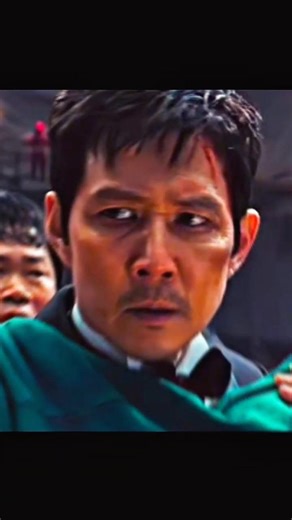 Under his protection, that baby was straight chillin😮‍💨 #squidgame #edit #shorts