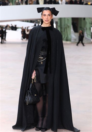 Dua Lipa Stuns at Chanel SS 2025 Photocall • CelebMafia