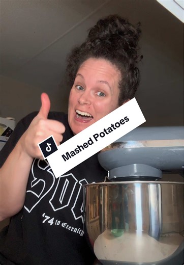 #mashedpotatoes #mashedpotato #homemademashedpotatos #mashedpotatoesfromscratch