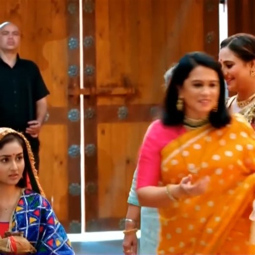 Parineetii | Neeti ki muskan ke peeche #Parineetii #Parineeti #colors #drama | Spotlight Scenes