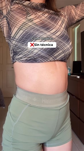 Los Hipopresivos son toda una técnica de reprogramacion POSTURAL y RESPIRATORIA que tiene muchos beneficios para tu salud… Sin duda requiere de mucho tiempo de práctica para dominar la técnica! Si quieres aprender más de Hipopresivos únete a mi próximo programa en el link de mi bio. 🔗 #hipopresivos #respiracion #postura #tecnica #coachcertificada