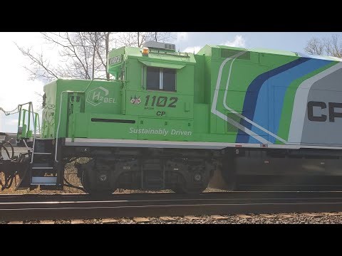 CSX 7568 CPKC 1102 Sustainably Driven
