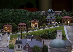 Carnegie Science Center's Railroad Village reopens with new addition