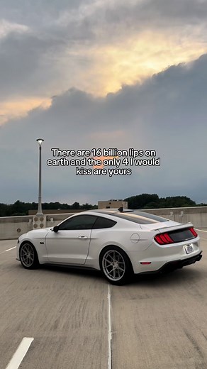 Goodnight kisses every night #fyp #fypシ #explore #explorepage #cars #car #relationship #couples #gf #viral