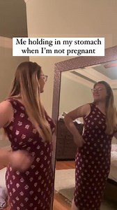 There’s no way I could hide that awful pregnancy bloat in my first trimester? Anybody else get super bloated?! 👇 | Mommy Labor Nurse