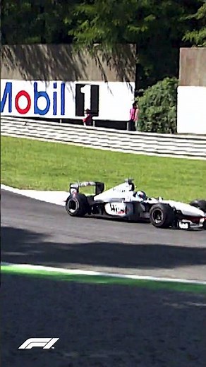 Vintage Schumacher vs. Hakkinen ⚔️ #Shorts