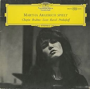 Piano Recital/Chopin:Scherzo No.3,Barcarole,Brahms:2 Rhapsody,Prokofiev:Toccata,Ravel:Jeux d'eau,Liszt:Hungarian Rhapsodies No.6/DGG:138 672 SLPM DE STEREO 2nd