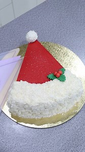Santa Claus {Cake} is Coming to Town! 🎅🏻 Our Cone Flexi Frost Plates are perfect for making a Santa Hat Cake this Christmas!! 🤗 Now available on www.frostform.com ❤️ | Frost Form