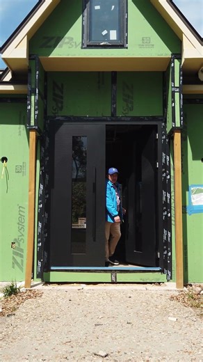 Dallas’ Smartest Front Door: Aluminum, Camera, Fingerprint 🔐🚪