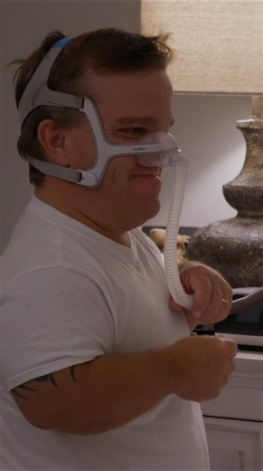 The CPAP machine isn't stopping any action for these two 💋. Don't miss #7LittleJohnstons Tuesdays at 10/9c on TLC. | TLC
