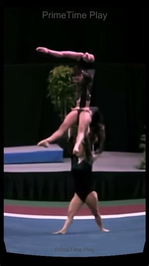 Perfectly synchronized? 😱✨ #acrobatic #gymnastics