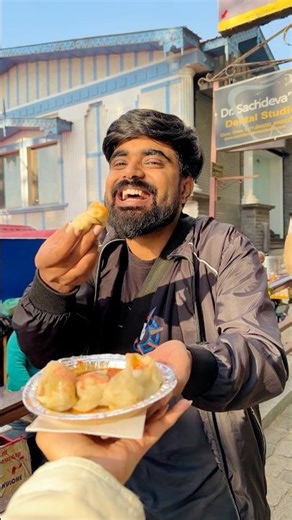 Priyal ne kyu nahi khaye momos ? 😰 #dushyantkukreja #shorts #ytshorts